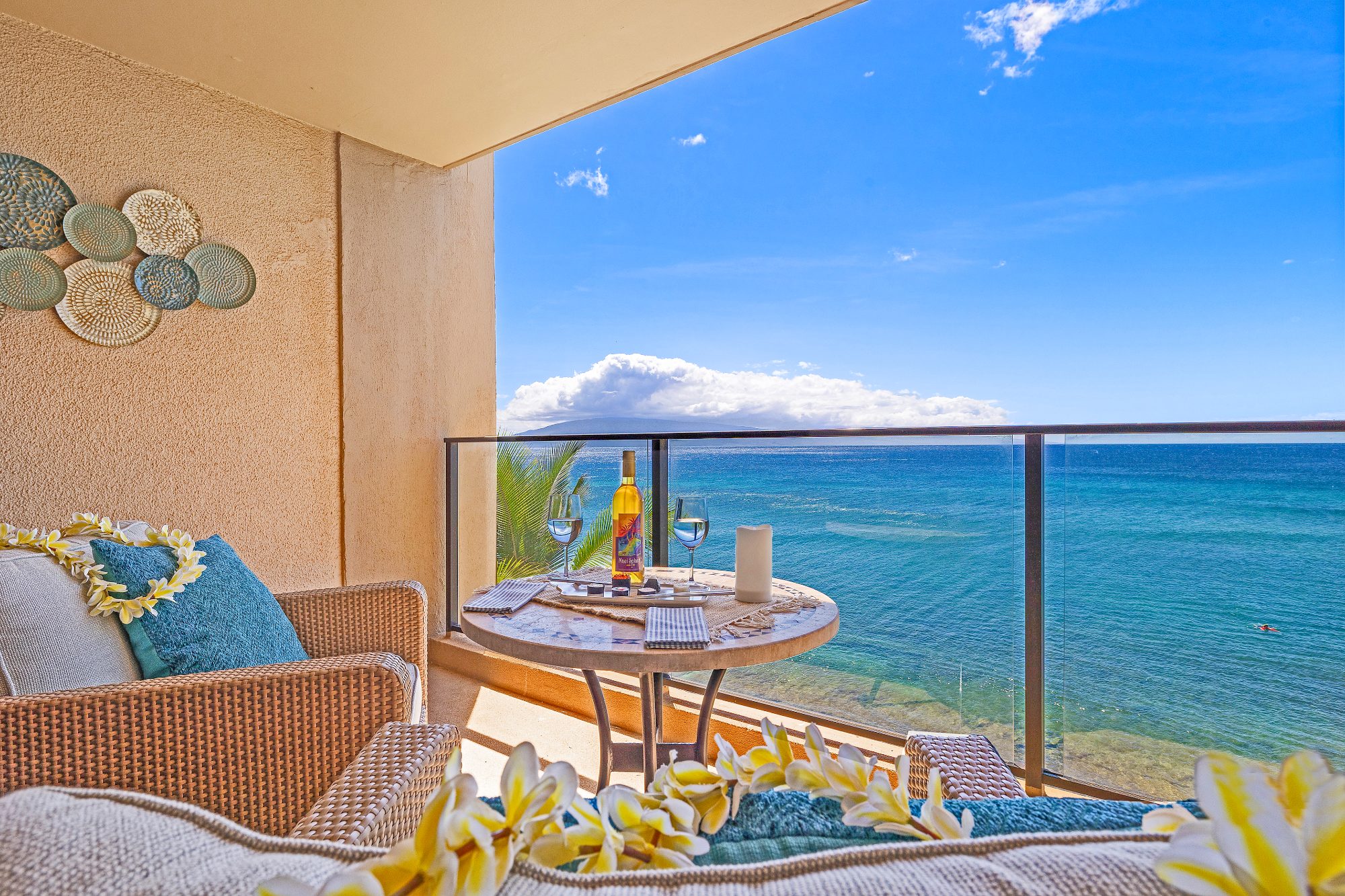 Oceanfront lanai